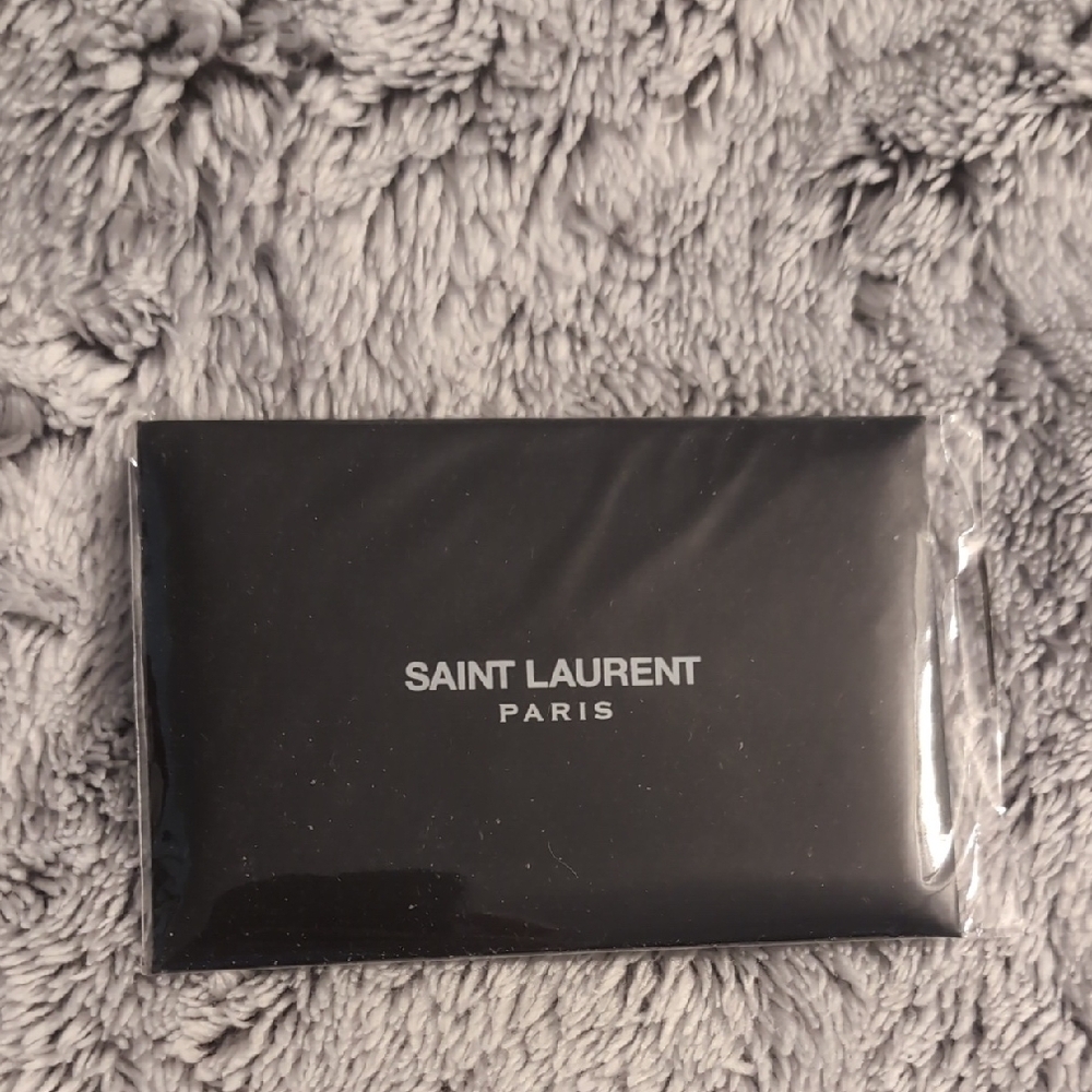 Saint Laurent Black Crossbody Bag with Iconic YSL Logo - Picture 6 of 7